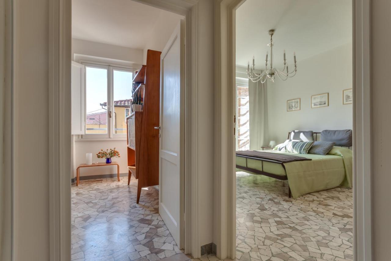 Apartments Florence - Santa Maria Balcony Exterior foto
